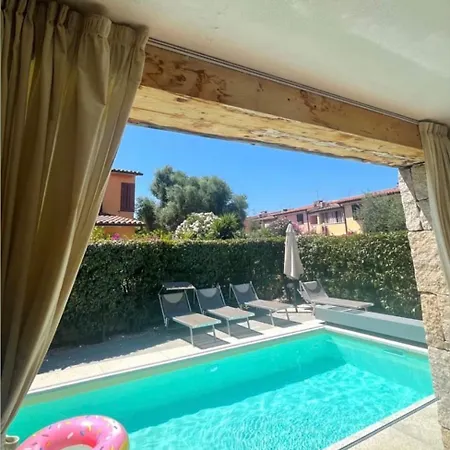 Thomas Villa *
