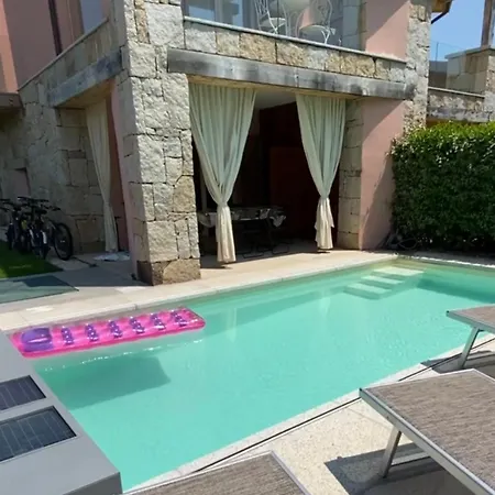 Villa Thomas